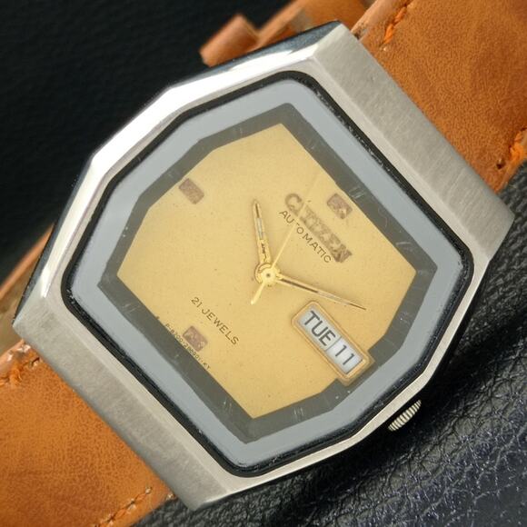 Vintage 1980 Citizen Automatic Mens Silver Watch W/daydate & Gold accents - Picture 1 of 8